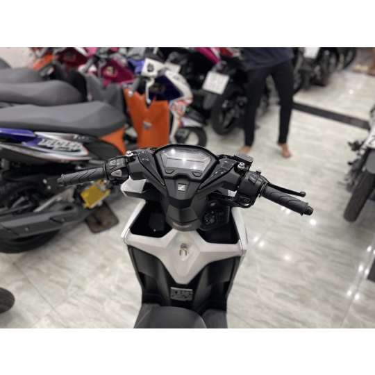 Vario 125