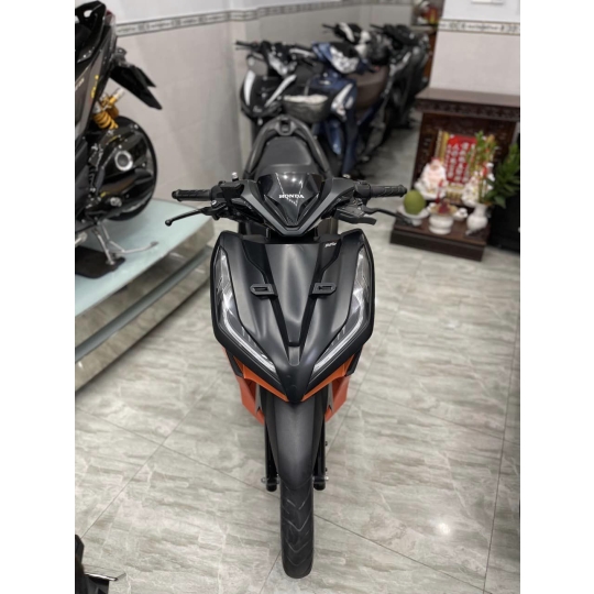 Vario 125